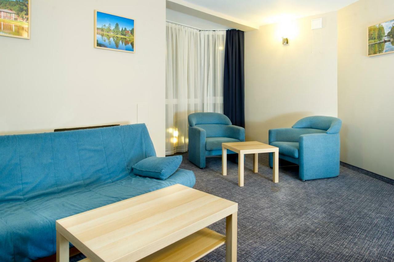Wawrzkowizna Hotel Rzasawa Luaran gambar