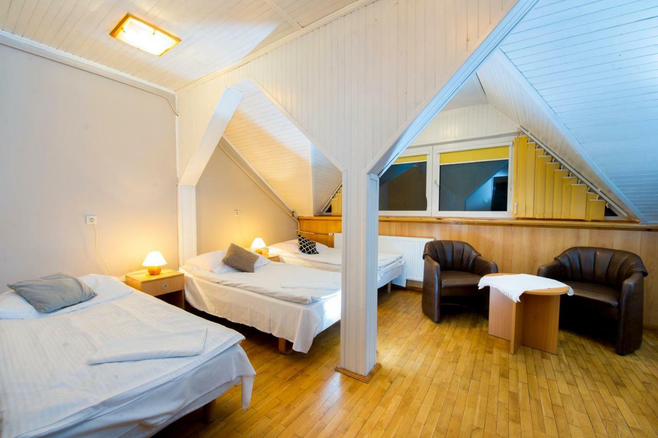 Wawrzkowizna Hotel Rzasawa Luaran gambar