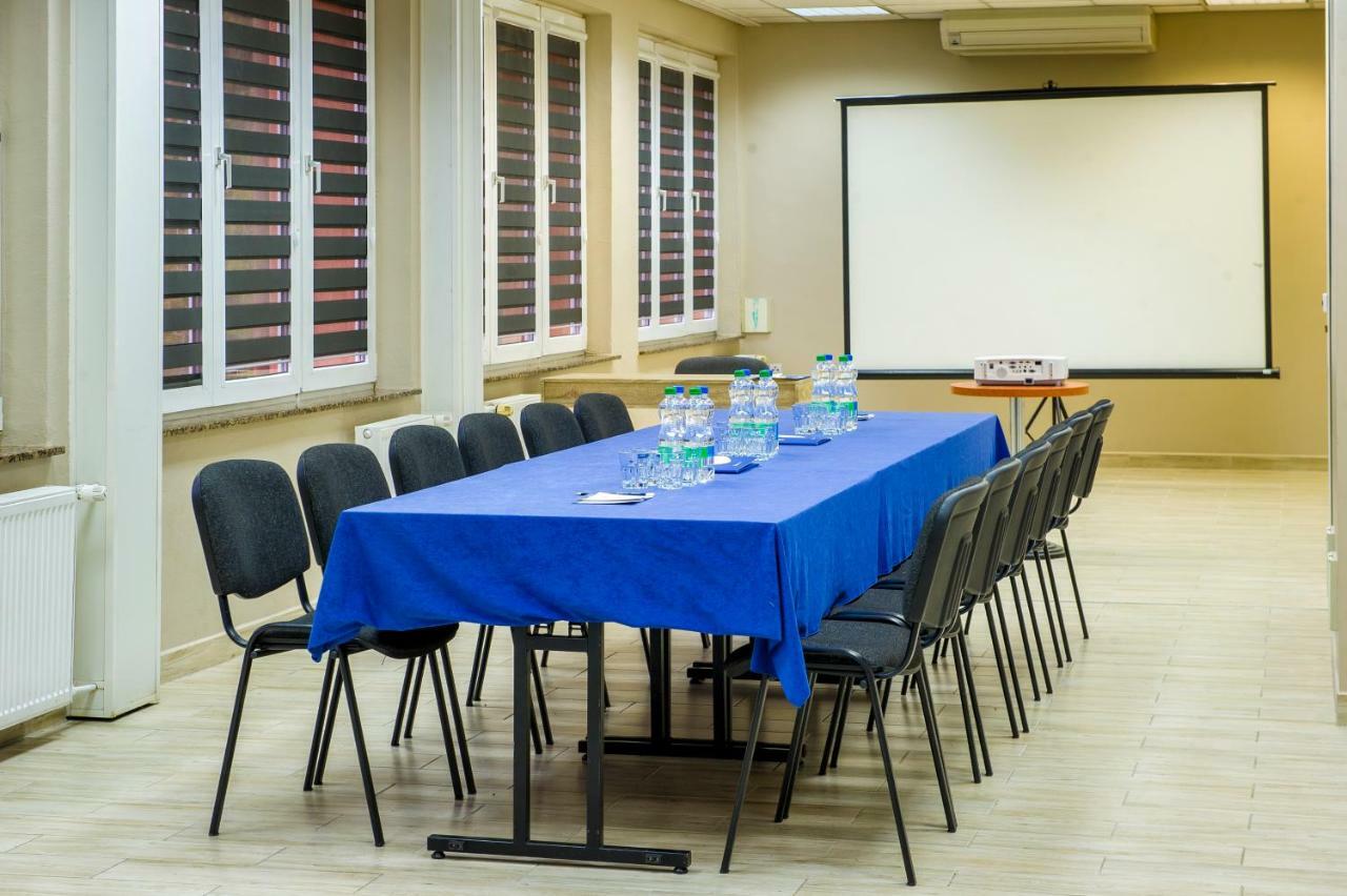 Wawrzkowizna Hotel Rzasawa Luaran gambar
